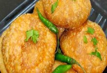 Palak Pyaaj Ki Kachori Recipe