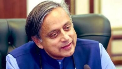 Shashi Tharoor
