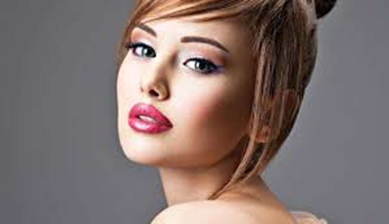 Hairstyles for Round and Chubby Face