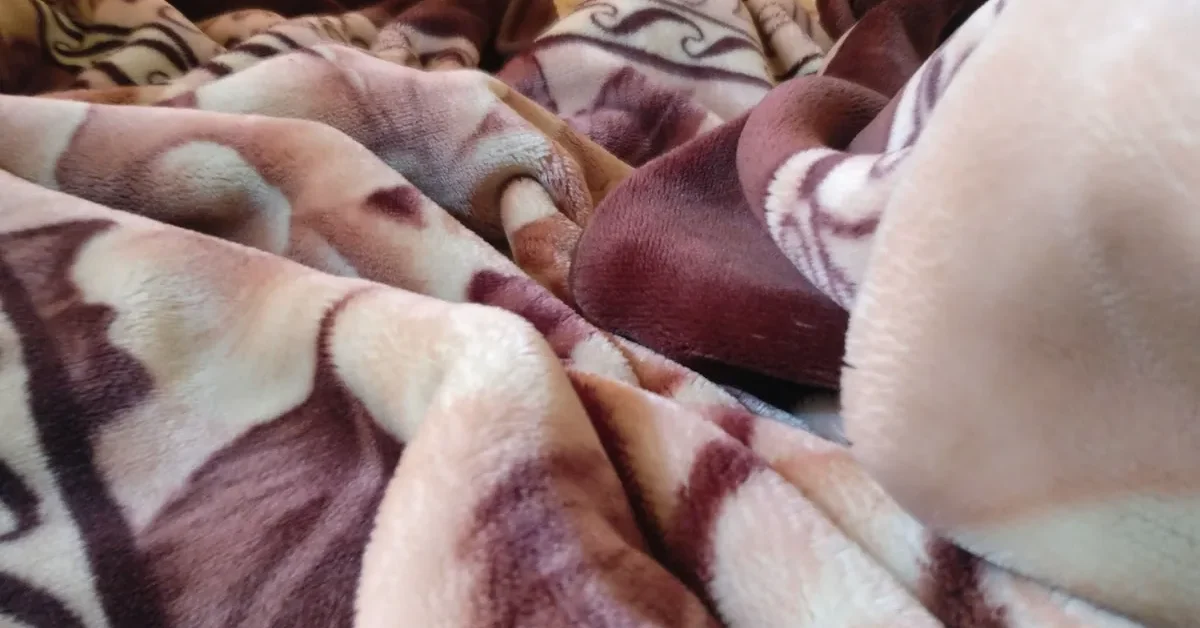 Home - Organization: भारी - भरकम - रजाई - और - कंबल - सहेजने - के