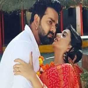 akshara singh responds to pawan questions