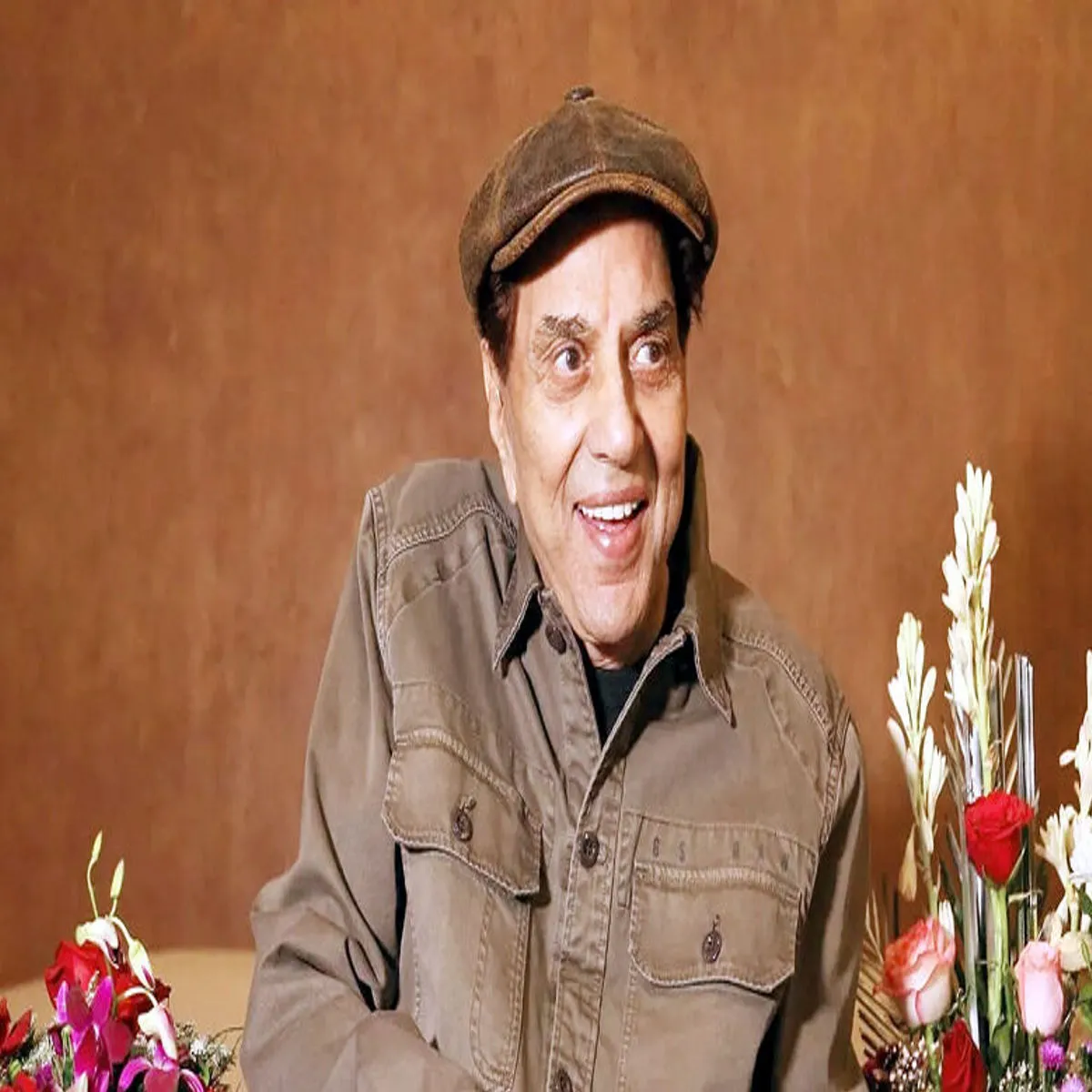 Baftatribute Baftatribute Lndn Men Dhrmendr Khas