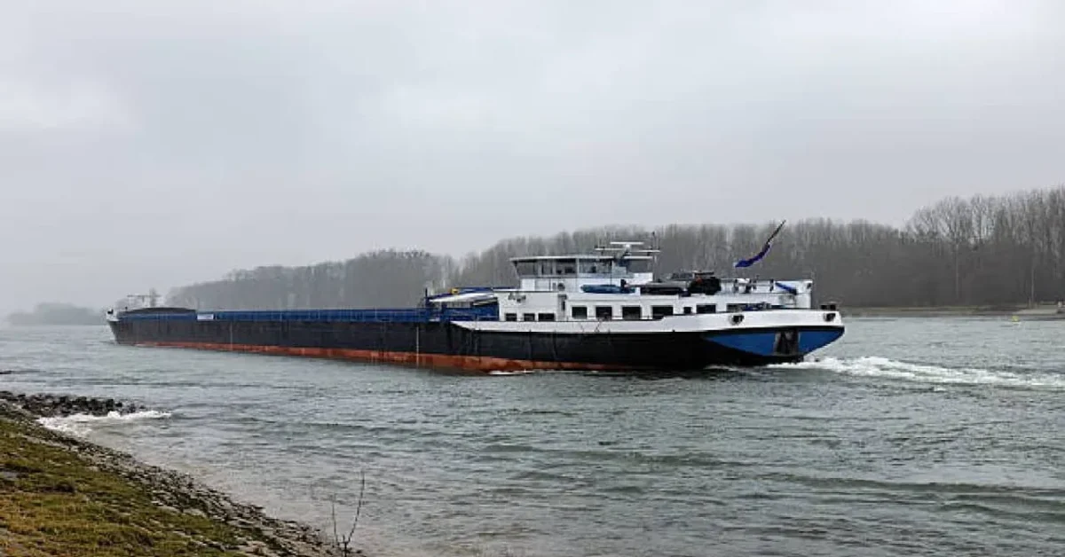 Inlandshipping - – - पटना - में - बनेगा - आधुनिक - जहाज - मरम्मत