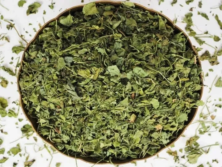 Kasurimethi - – - सर्दियों - की - मेथी - को - सालभर - महकदार