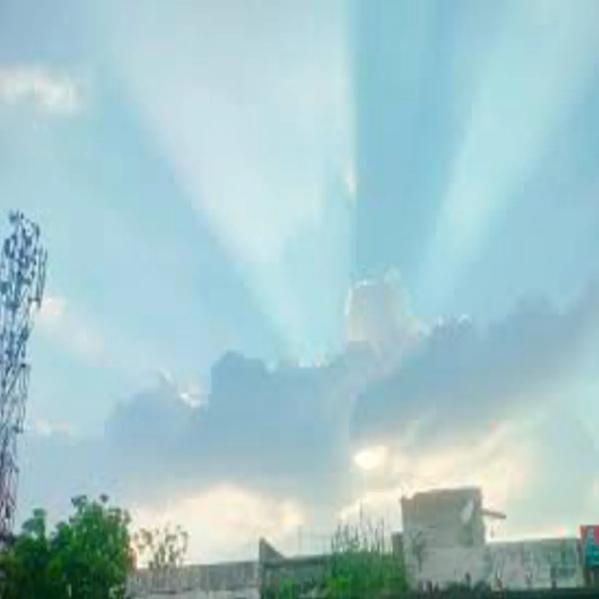 Lucknowweather Lucknowweather Barish Dhup Bich Bdlta