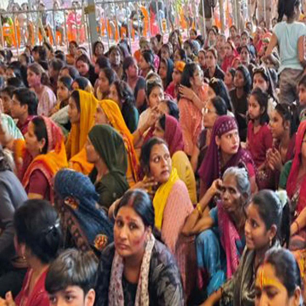 Lathmarholimathura Lathmarholimathura Rng Bhrni Ekadshi Yhan