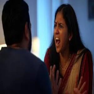 sitapur wife stops husband road incident