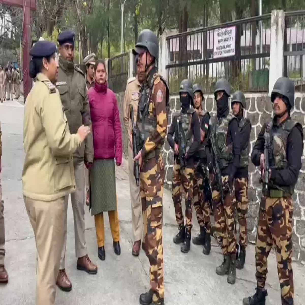 Bombthreatalert Bombthreatalert Uttrakhnd Haeekort Jila Adalton