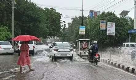 Weatherupdate - – - लखनऊ - सहित - यूपी - में - बदला - मौसम