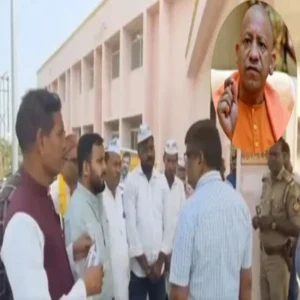 basti hospital doctor absent opposition leader visit