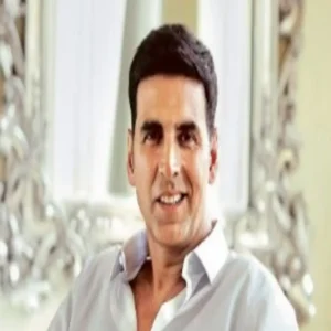 bollywood age gap debate akshay statement
