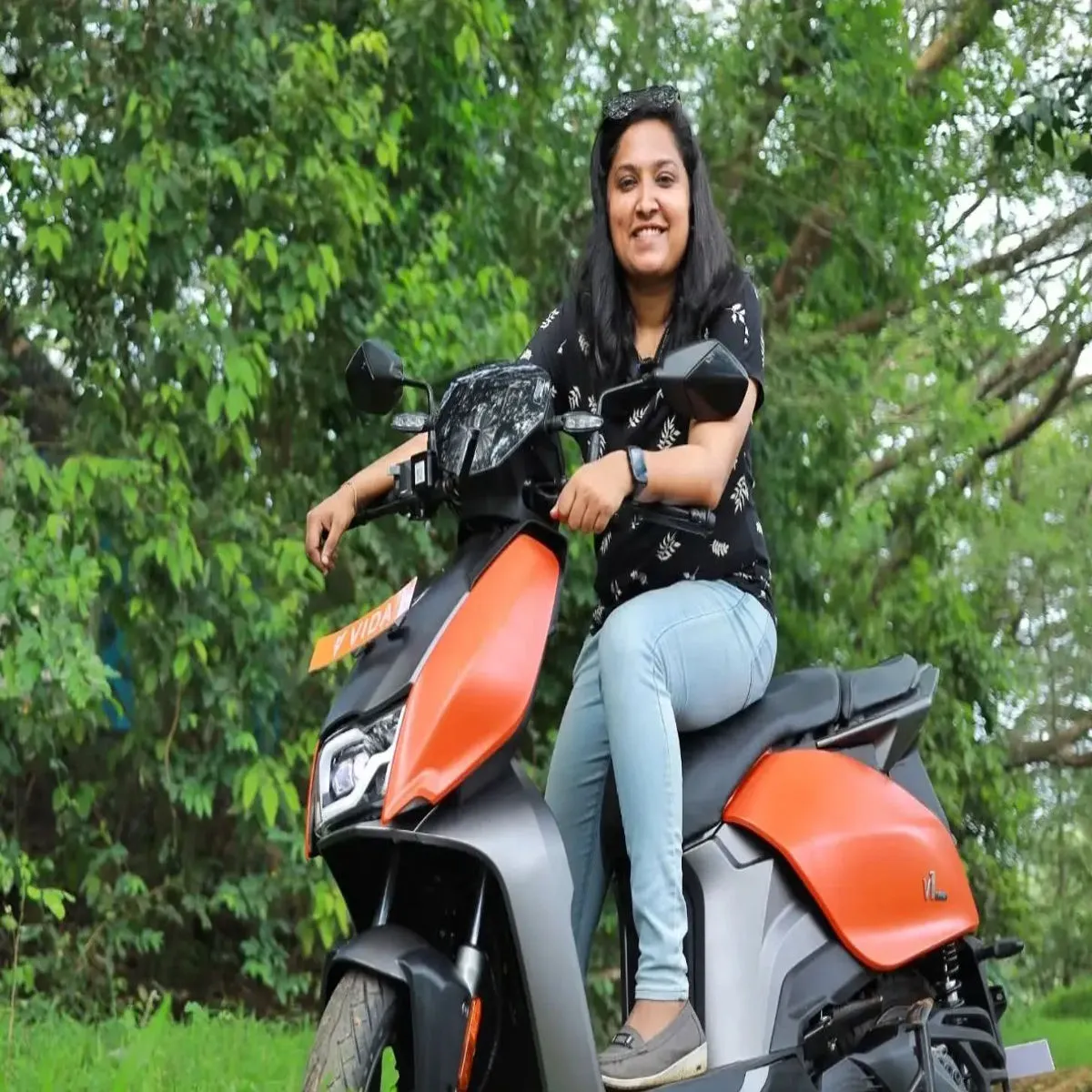 Electrictwowheelers 2026 Tvs Electrictwowheelers Phrvri Men