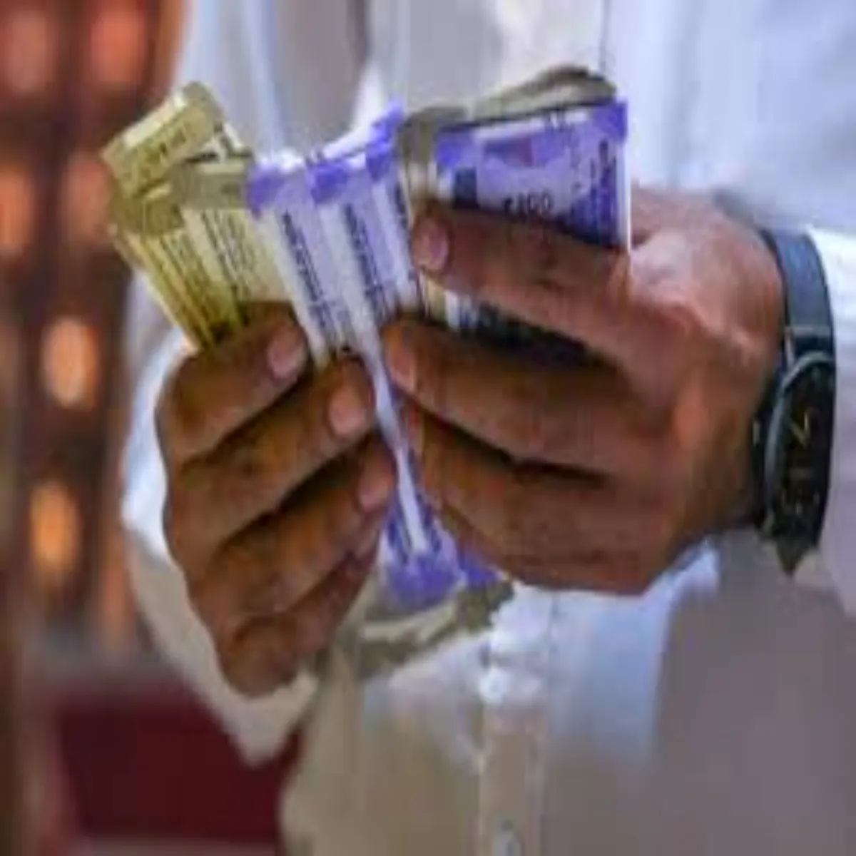 8thpaycommission Krmchariyon Mangen Tej Vetn Bhtton