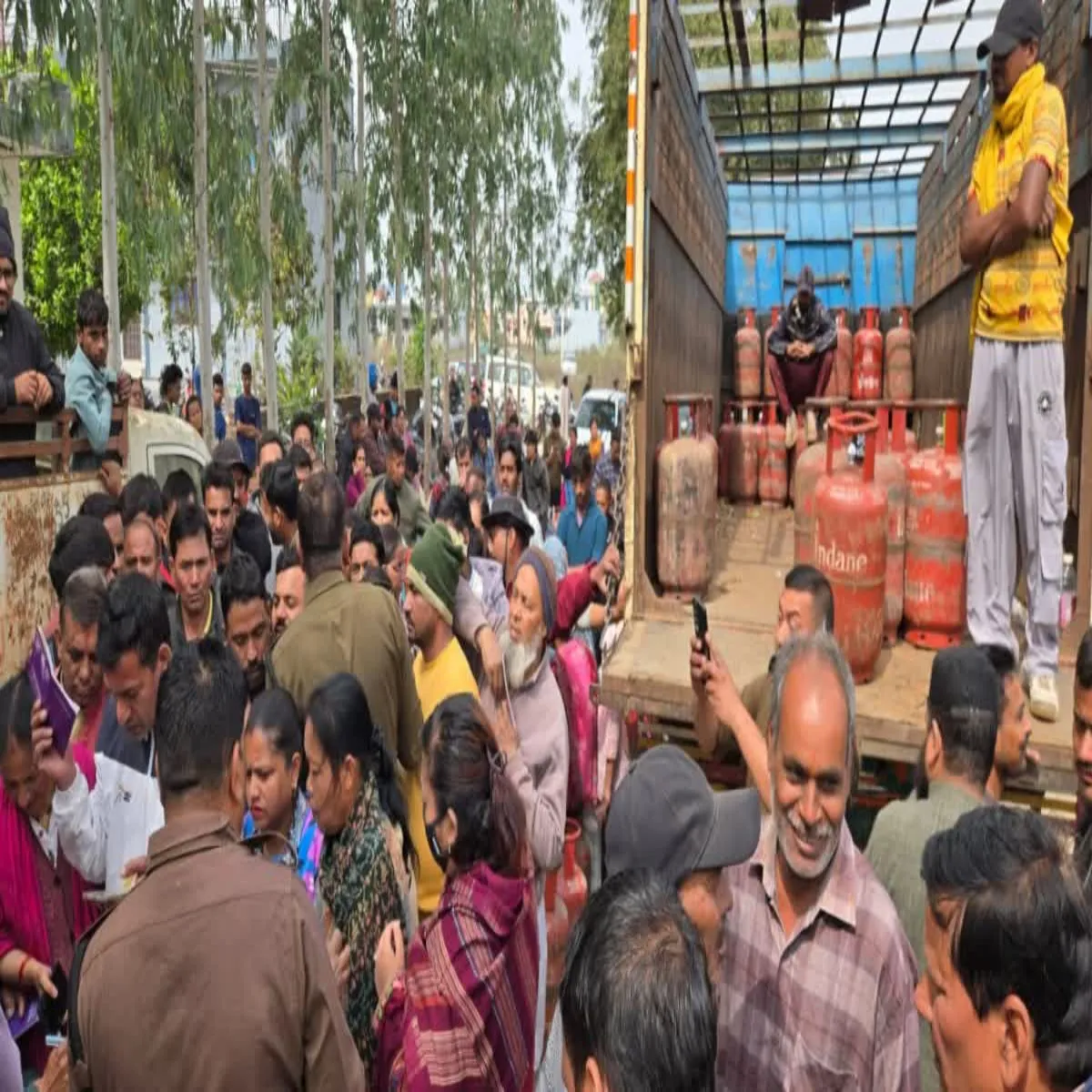 Lpgcrisis Lpgcrisis Chardham Yatra Bich Gais