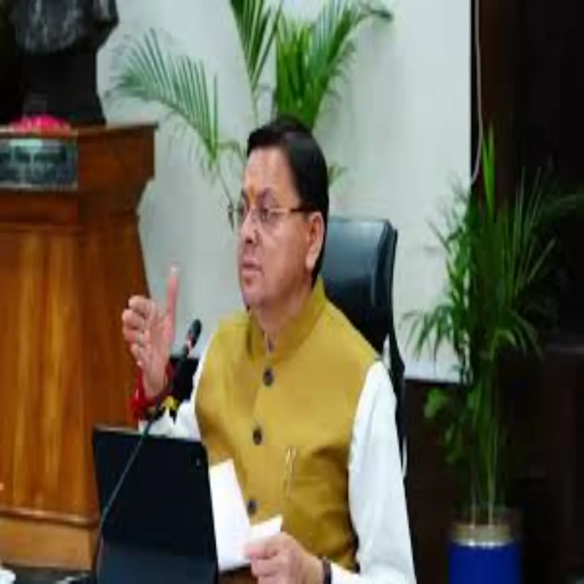 Chardhamyatra Chardhamyatra Bhramk Jankari Phailane Valon