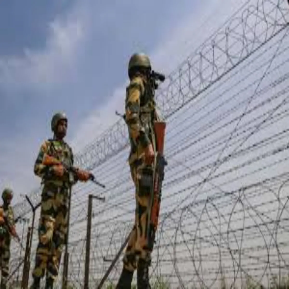 Defensealert Defensealert Simavrti Rajyon Men Surksha