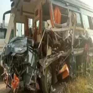 hapur bus truck accident six dead