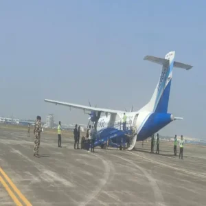 indigo plane hit by catering truck kolkata