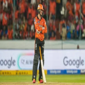 ipl abhishek century hyderabad strong comeback