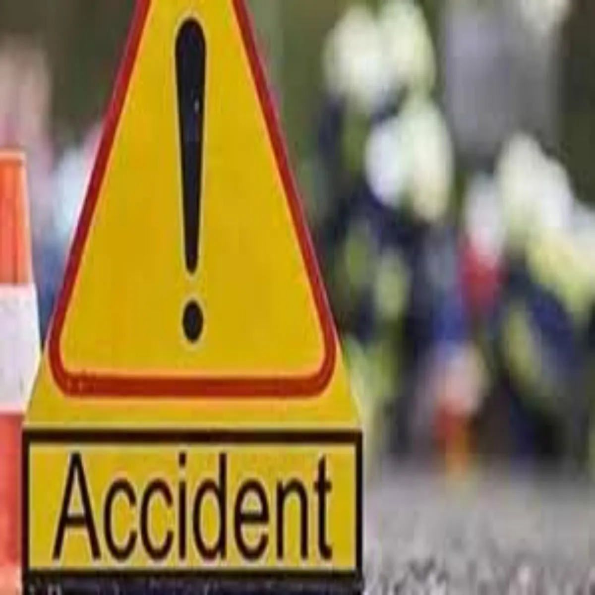 Roadaccident Roadaccident Jhanabad Men Pulis Vahn