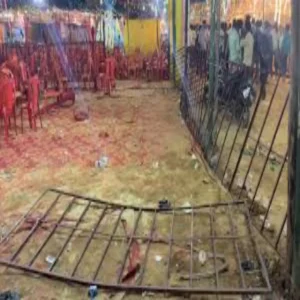 kanpur fair dance clash police crowd