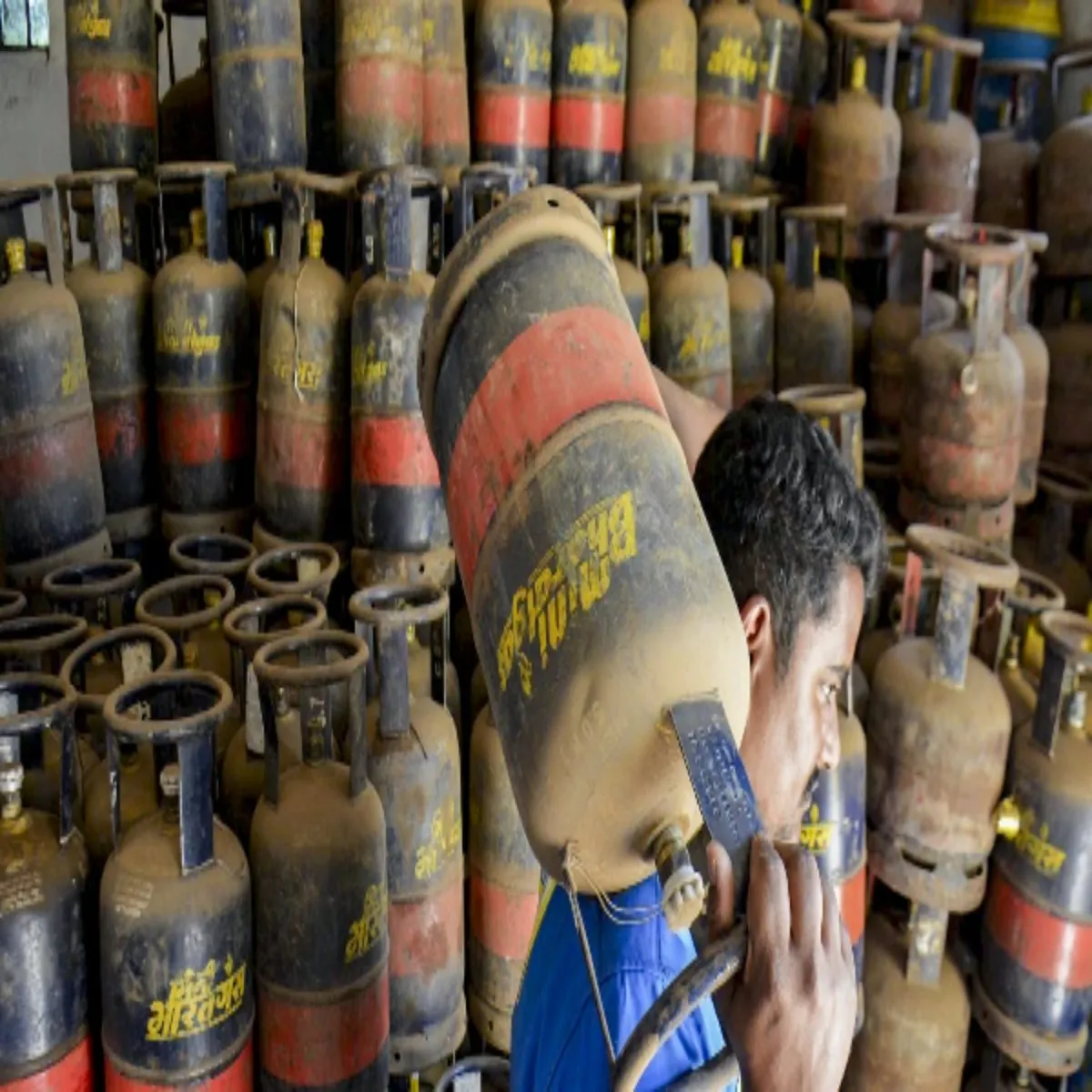 Lpgprice Lpgprice Vaishvik Tnav Bich Gais