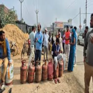 lpg prices domestic commercial cylinder rates stable