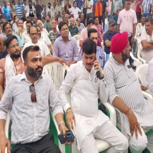 meerut central market traders protest update