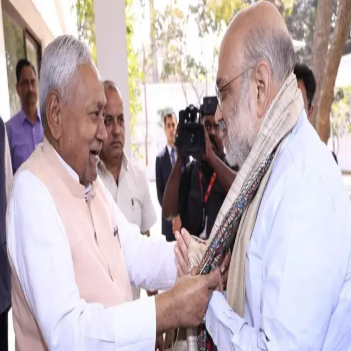 Politicalupdate Politicalupdate Nitish Kumar Dilli Daure