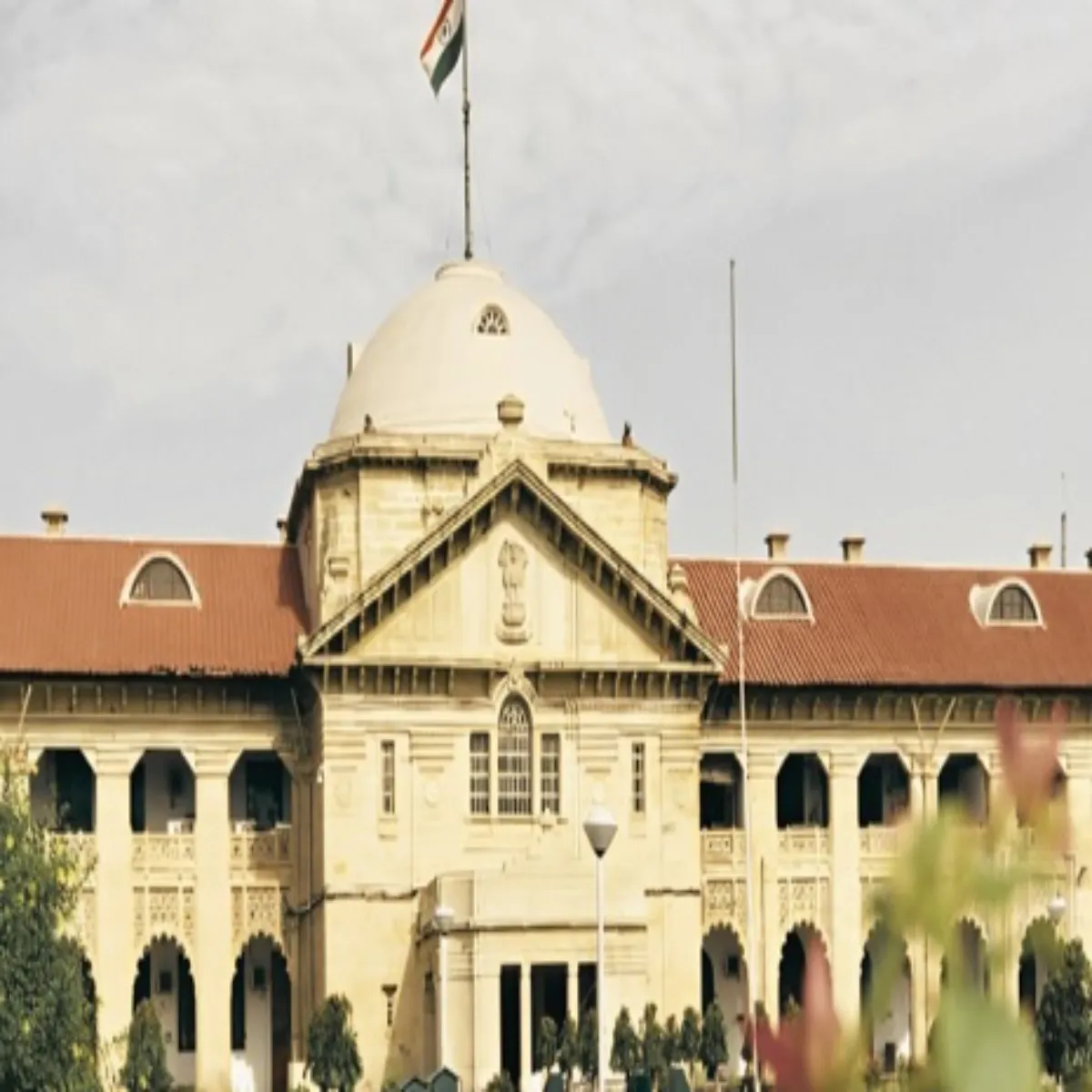 Highcourt Highcourt Phrar Aaropi Tlash Men