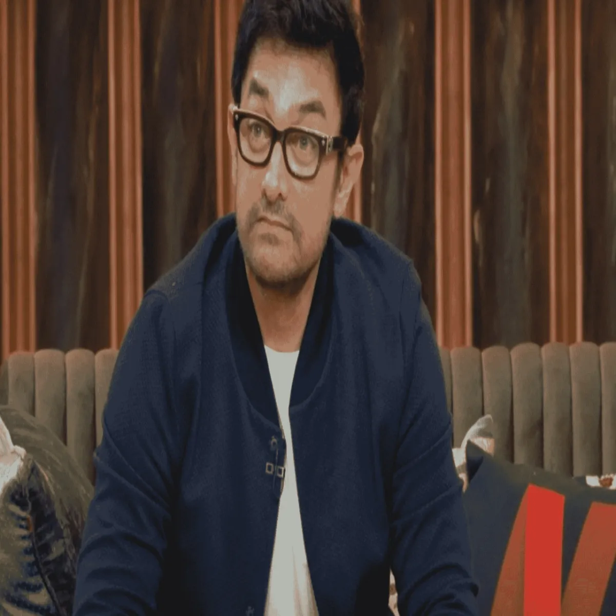 Bollywoodstories Bollywoodstories Bina Skript Sune Aamir