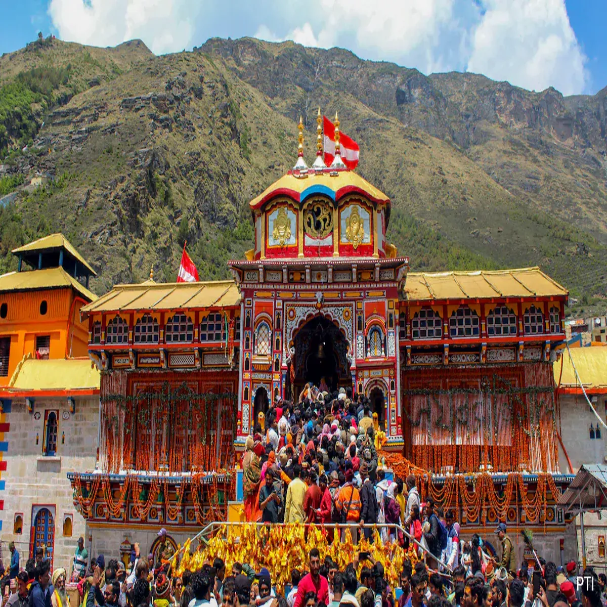 Chardhamyatra Chardhamyatra Vhatsep Aasan Huaa Chardham