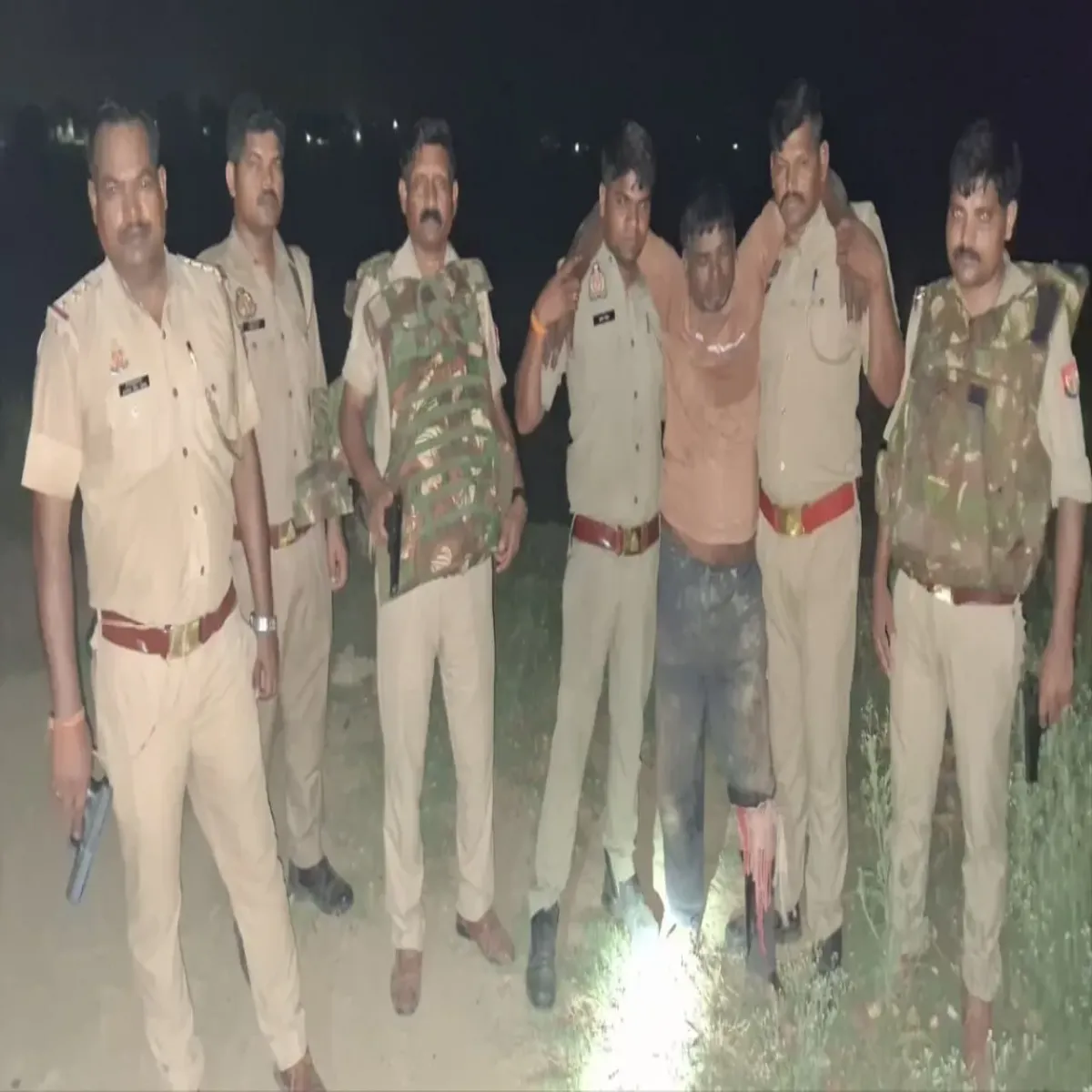 Encounter Encounter Devriya Men Pulis Muthbhed