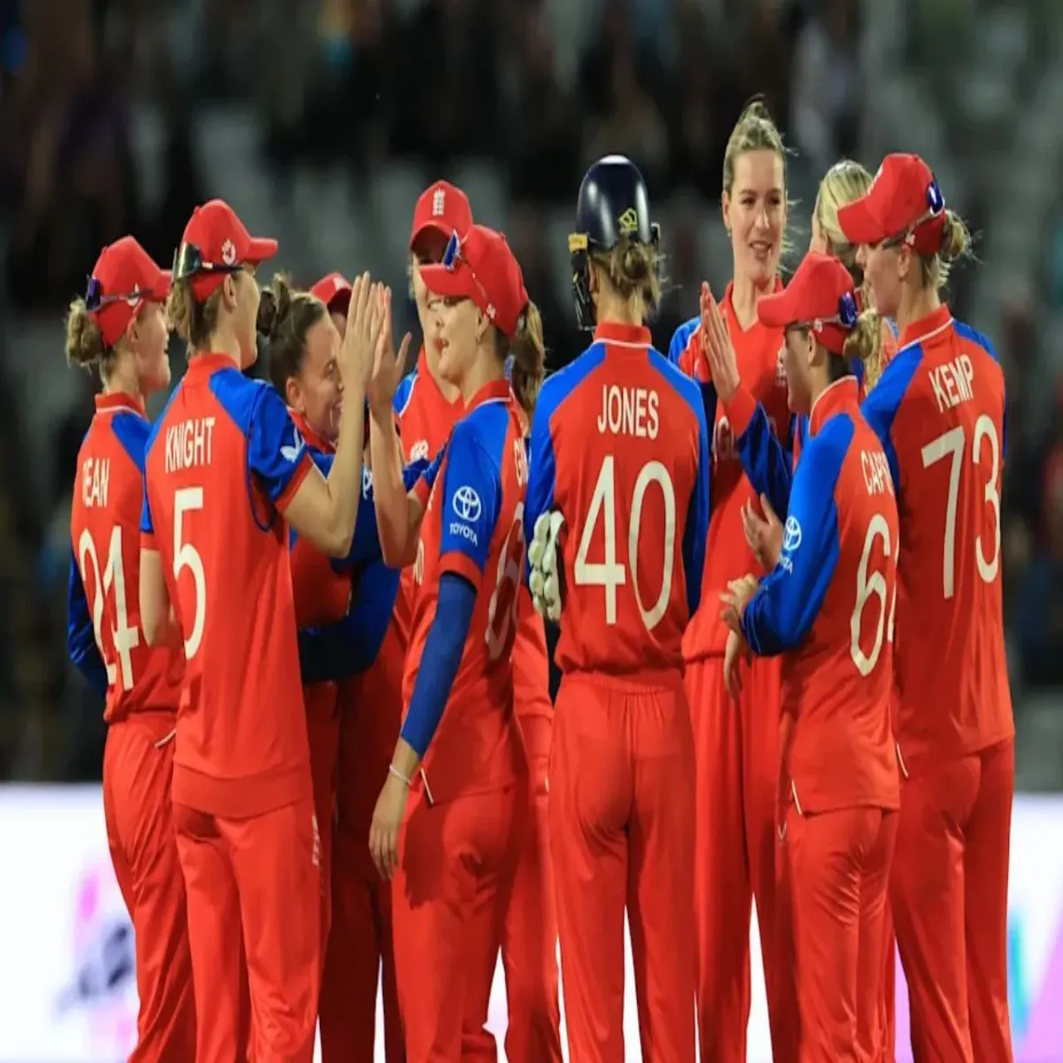 Worldcup Worldcup Inglaind Mhila Ti20 Vishv
