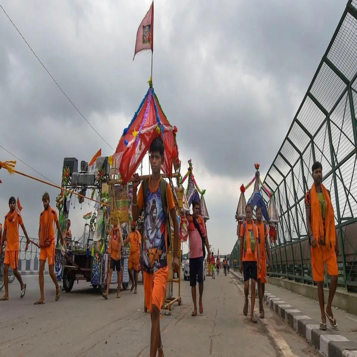 Kanwar Yatra Kanwar Yatra Hridvar Men