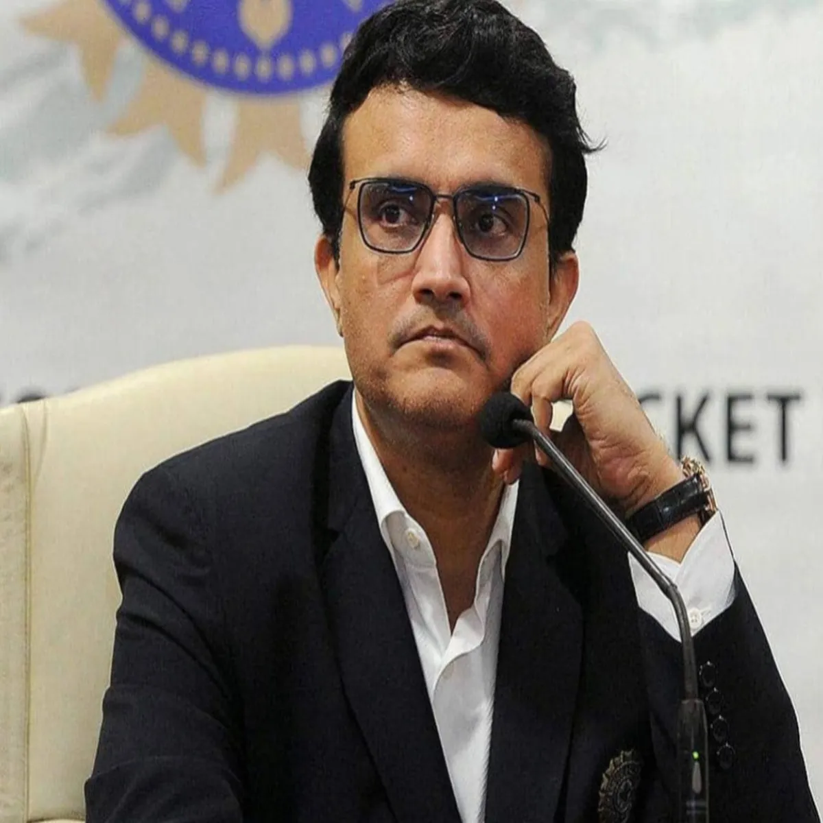 Souravganguly Souravganguly Soshl Midiya Poston Purv