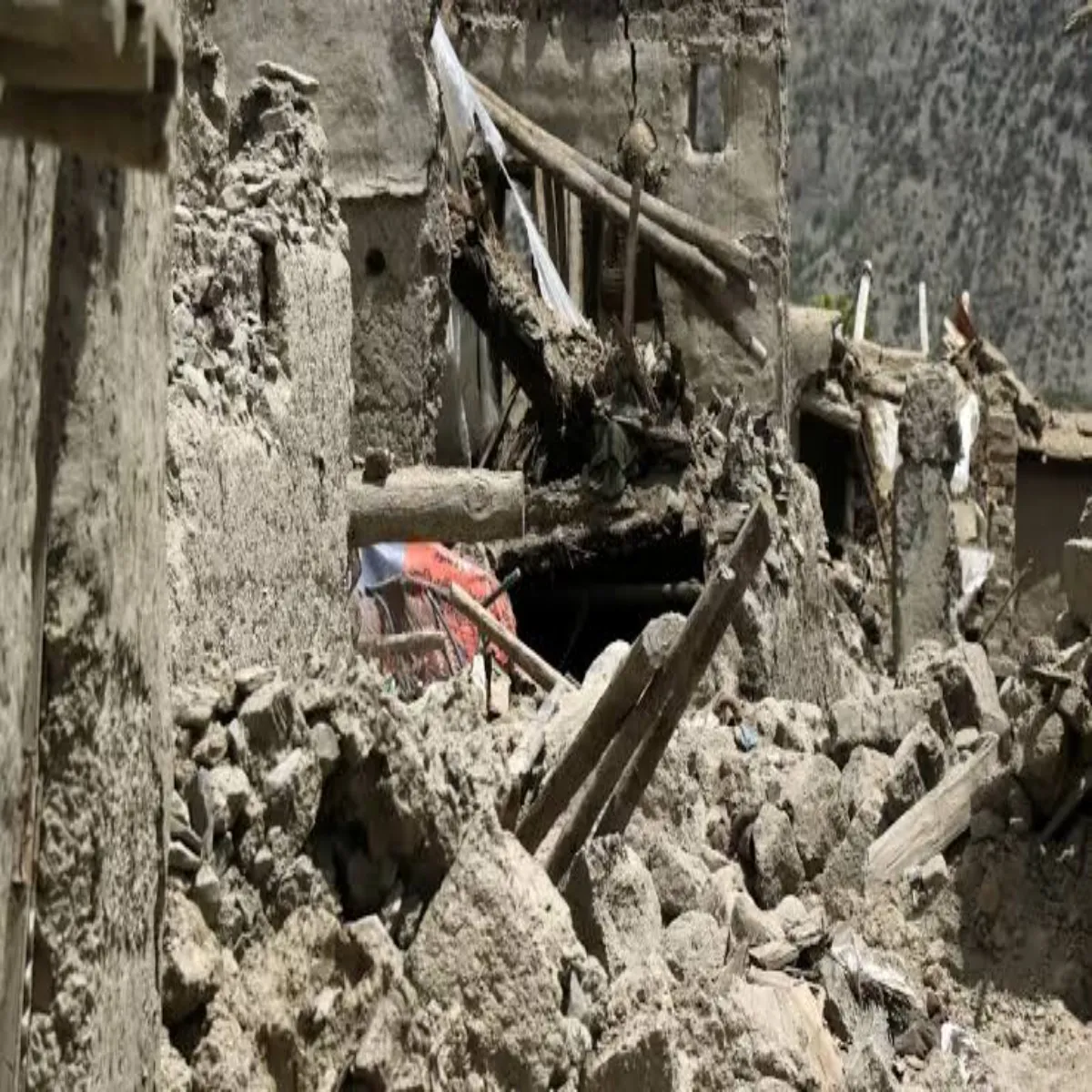 Earthquake Earthquake Aphganistan Men Phir Mhsus