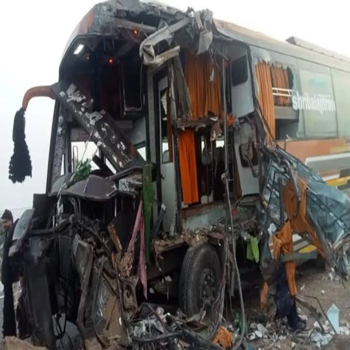 Accident Accident Aagra Lkhnoo Ekspresve Accident