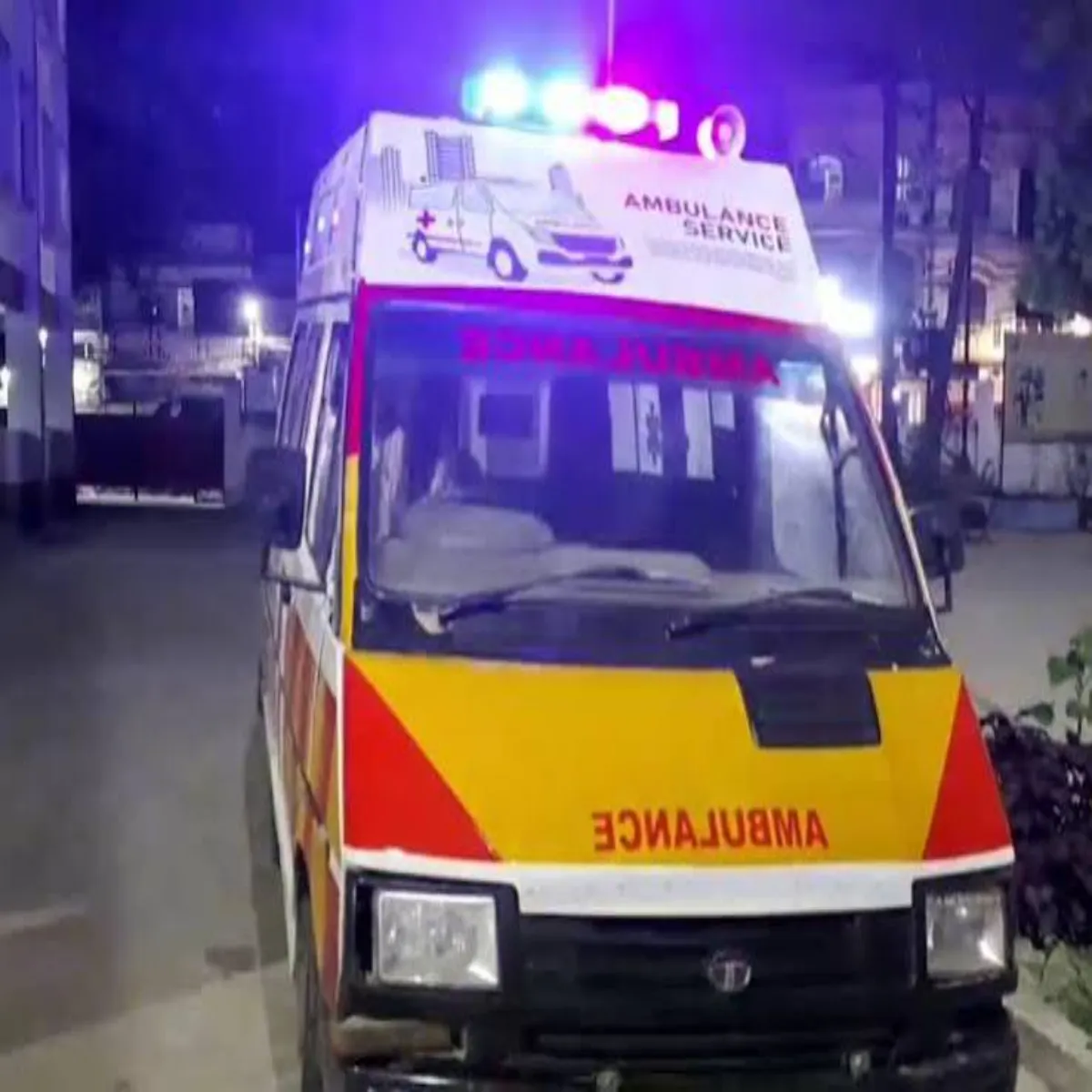 Liquorsmuggling Liquorsmuggling Enbulens Men Chhipakr Jaee