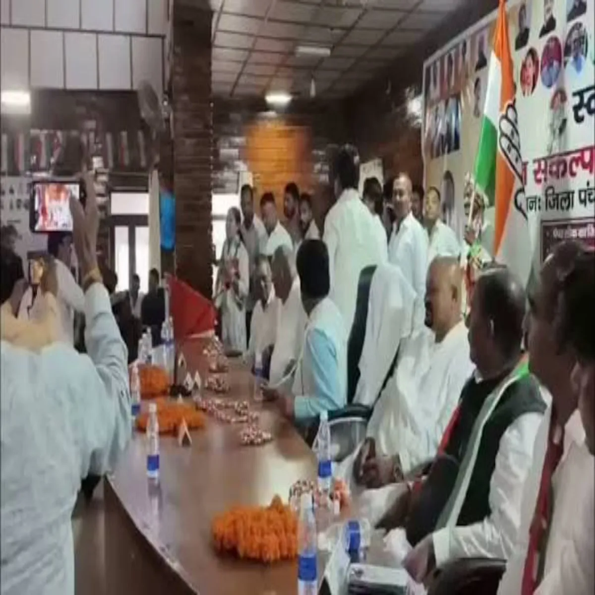Congressaction Congressaction Pithauragdh Vivad Bad Kangres