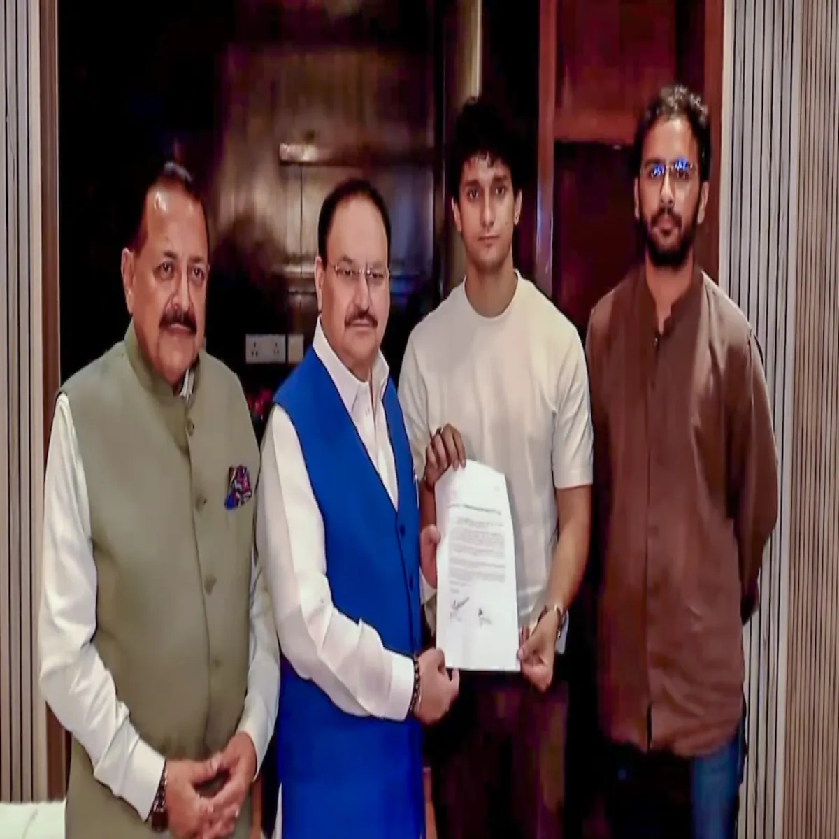 Electionnews Electionnews Shiksha Mntri Istiphe Kangres