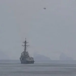 hormuz tanker fire iran us