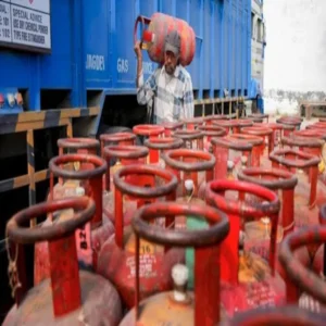 lpg price hormuz supply update