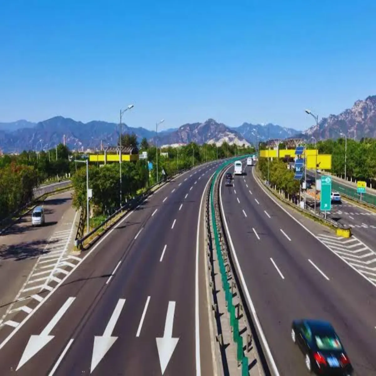 Expressway Expressway Julaee Shuru Hoga Lkhnoo