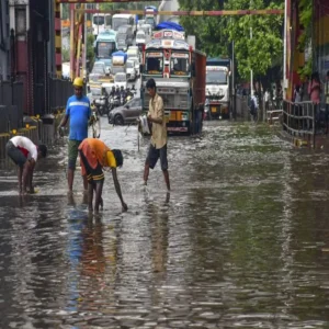 maharashtra rain transport disruption