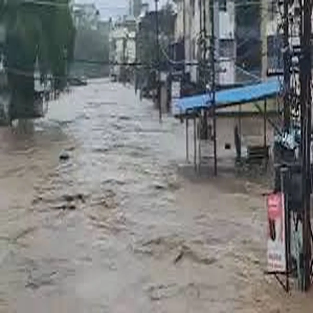 Monsoon Monsoon Deshbhr Men Tej Barish