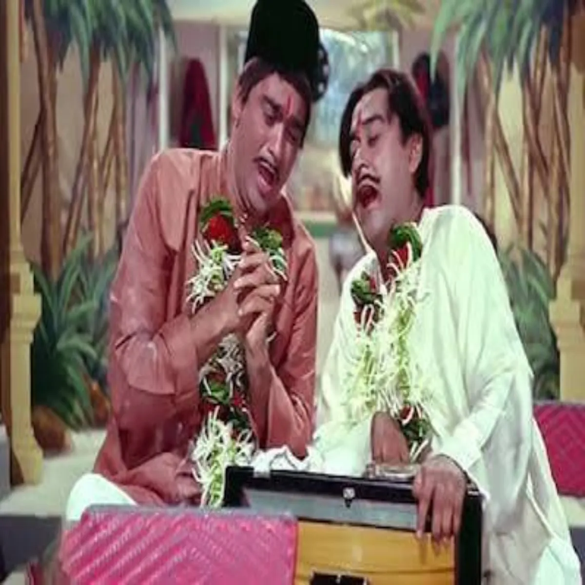 Padosan Padosan Mhmud Jid Aage Jhuke