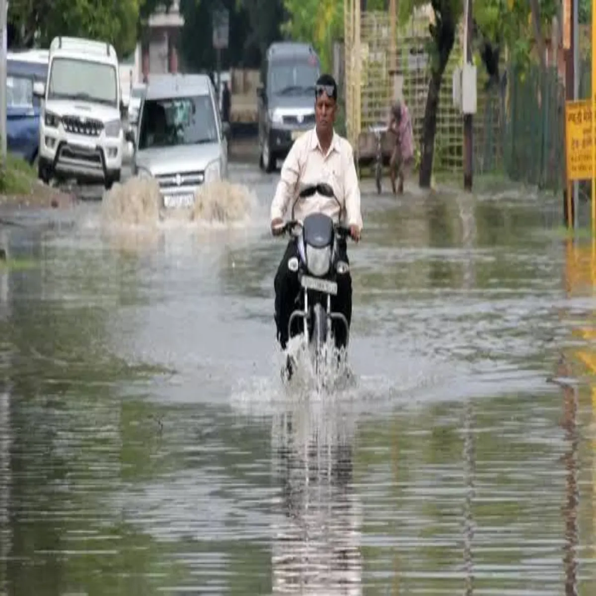 Monsoonrain Monsoonrain Pryagraj Men Jhmajhm Barish