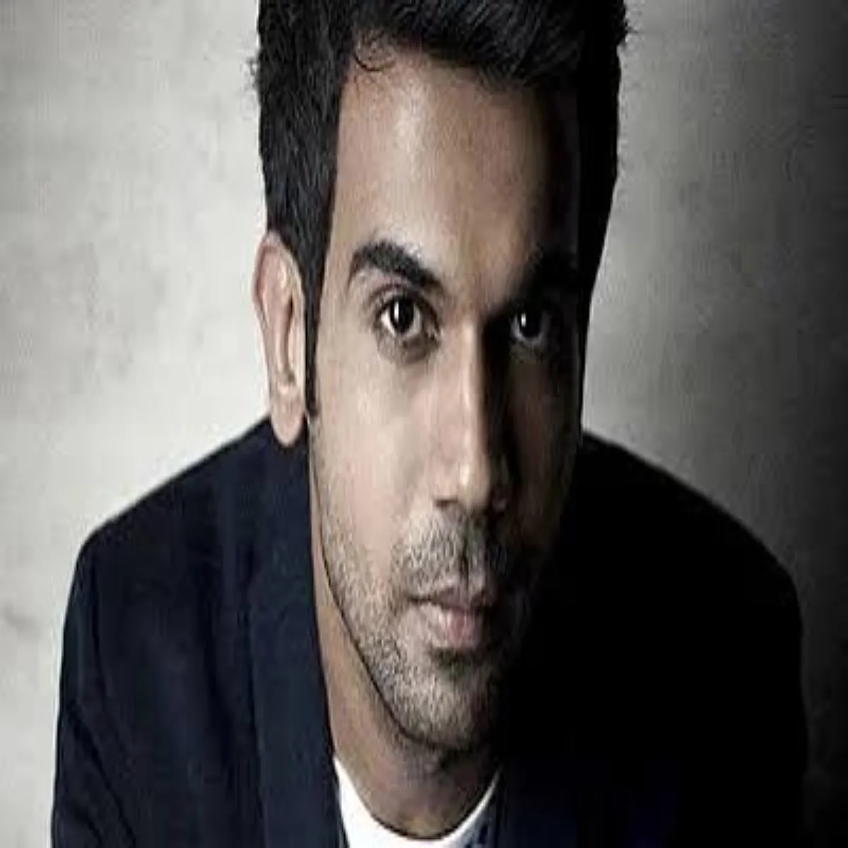 Rajkummarrao Rajkummarrao Chhatron Smrthn Men Abhineta