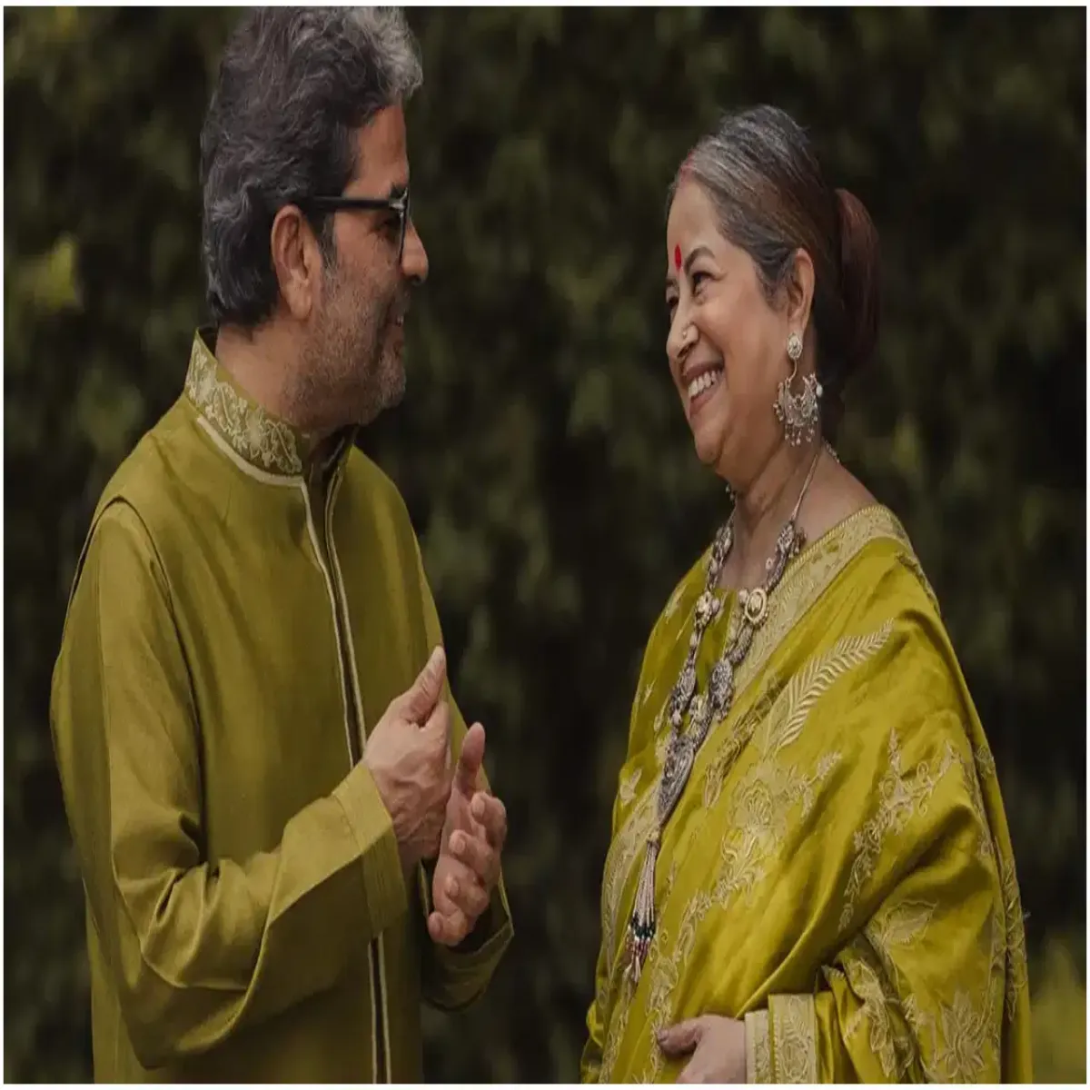 Rekhabhardwaj Rekhabhardwaj Klej Dosti Shuru Huee